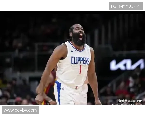 哈登谈球队首发调整探索有效组合不断优化无效阵容